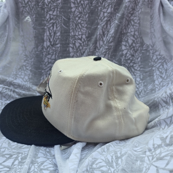 Vintage St Louis Cardinals 1996 Championship official club house hat. - Picture 3 of 7